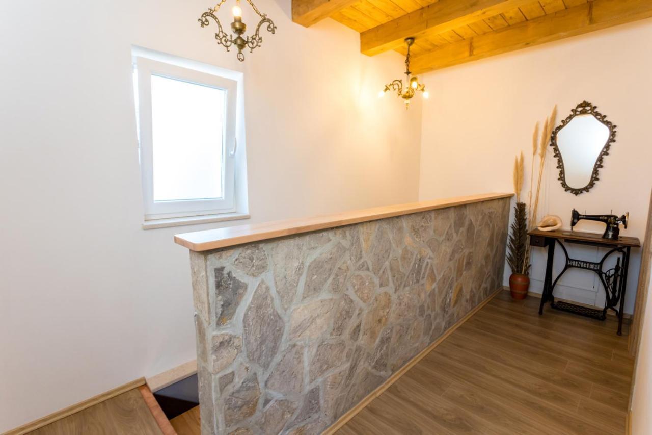 Villa Adastra Malinska Εξωτερικό φωτογραφία